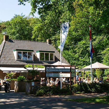 Chalet De Huismus Rijs Exterior photo